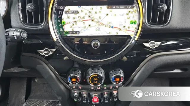 Mini Cooper Countryman 2021 Белый из Кореи, фото 6