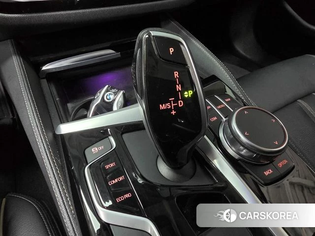 BMW 5 Series (G30) 2018 Синий из Кореи, фото 6