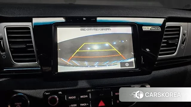 Kia Niro EV 2020 Серебряный из Кореи, фото 6