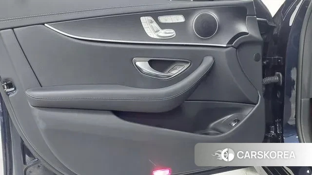 Mercedes-Benz E-Class W213 2023 Синий из Кореи, фото 6