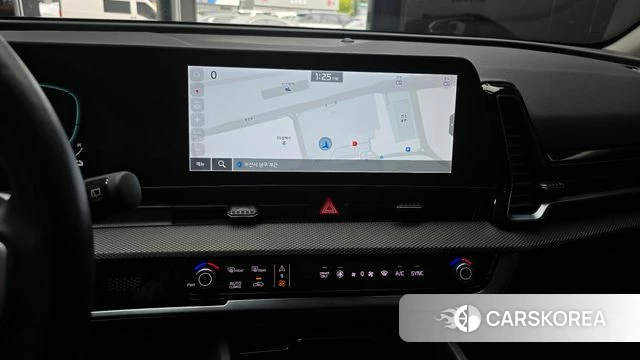 Kia Sportage 5th Generation Hybrid 2023 Белый из Кореи, фото 6