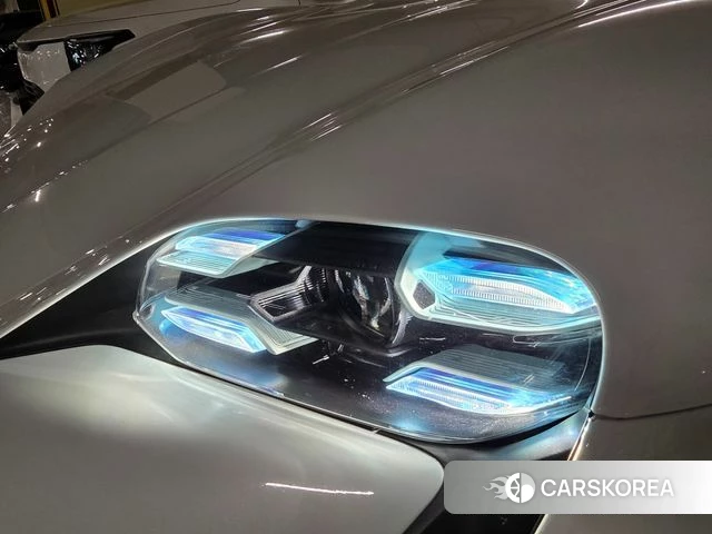 Porsche Taycan 2022 Белый из Кореи, фото 6