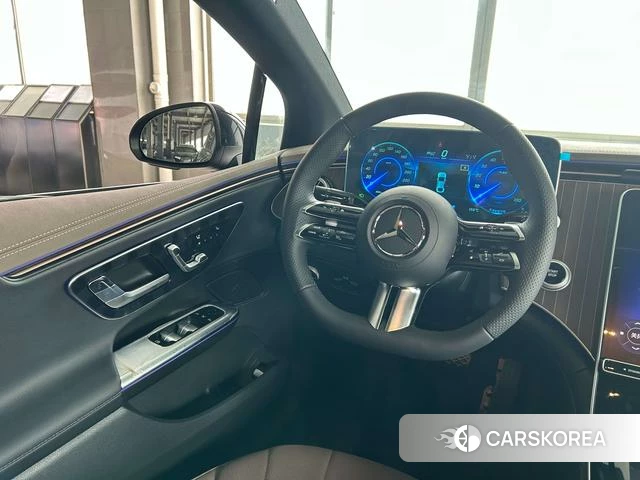 Mercedes-Benz EQE 2025 Черный из Китая, фото 6