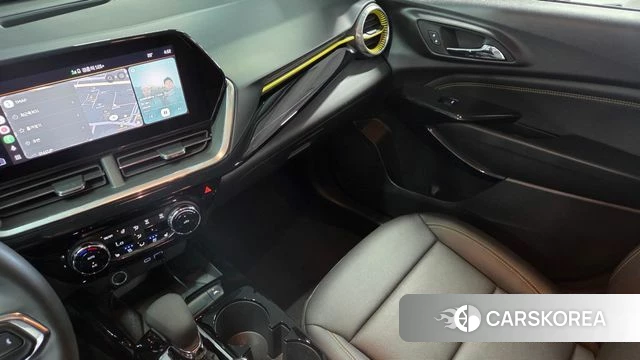 Chevrolet (GM Daewoo) Trax Crossover 2023 Черный из Кореи, фото 6