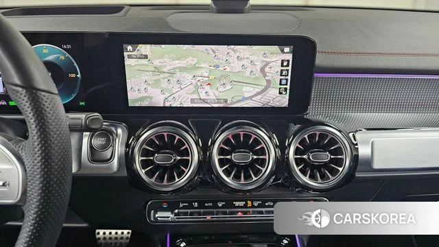 Mercedes-Benz EQB X243 2024 Белый из Кореи, фото 6