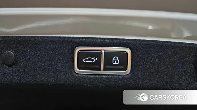 Hyundai Grandeur Hybrid (GN7) 2024 Белый из Кореи, фото 6
