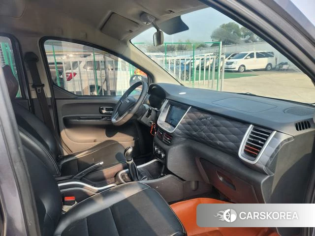 Xinyuan Automobile Golden Sea Lion M 2023 Темно-серый из Китая, фото 6