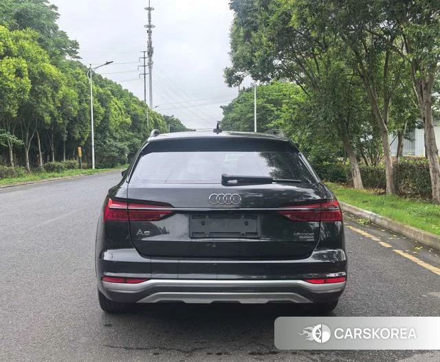 Audi A6 (import) 2021 Черный из Китая, фото 6