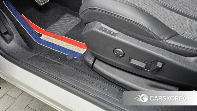 Peugeot 3008 second generation 2019 Белый из Кореи, фото 6