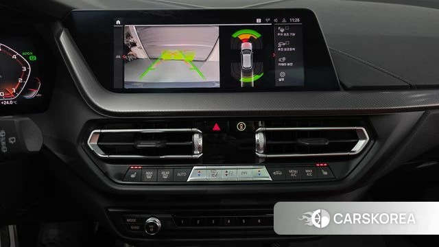 BMW 1 Series (F40) 2021 Небесно-голубой из Кореи, фото 6