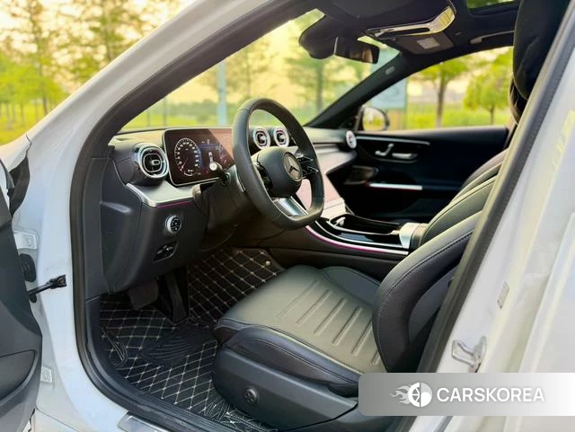 Mercedes-Benz Class C 2023 Белый из Китая, фото 6