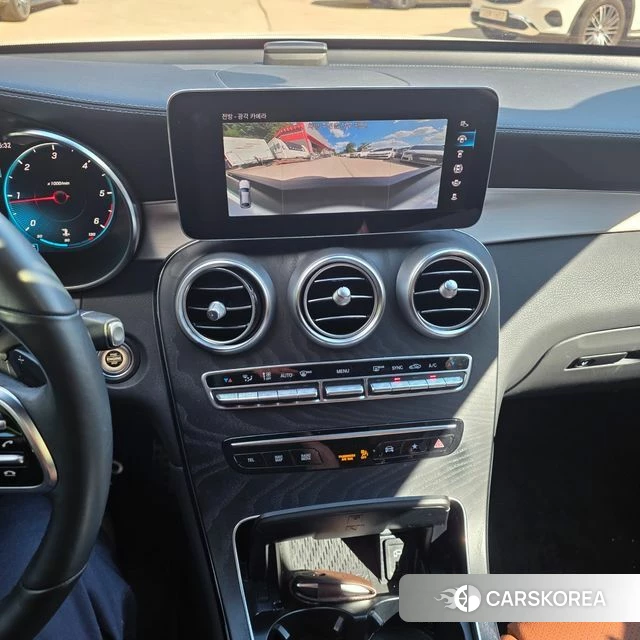 Mercedes-Benz GLC-Class X253 2023 Белый из Кореи, фото 6
