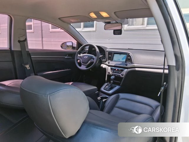 Hyundai Avante AD 2018 Белый из Кореи, фото 6