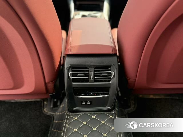 BMW 3 series 2025 Белый из Китая, фото 6