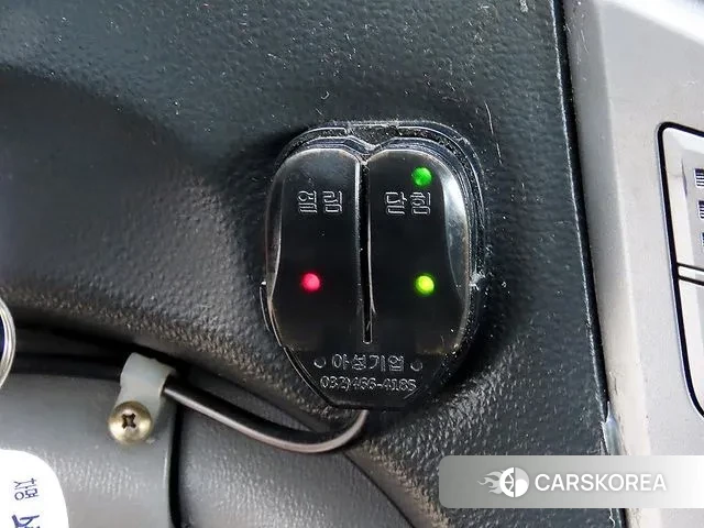 Hyundai The New Grand Starex 2018 Желтый из Кореи, фото 6