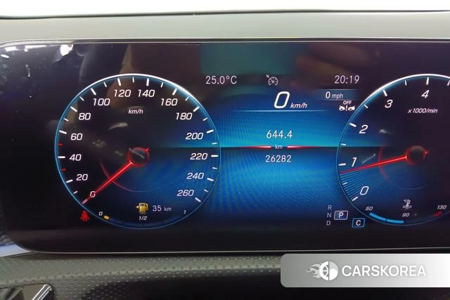 Mercedes-Benz Class A 2023 Белый из Китая, фото 6