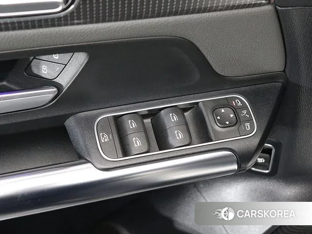 Mercedes-Benz EQA H243 2021 Белый из Кореи, фото 6