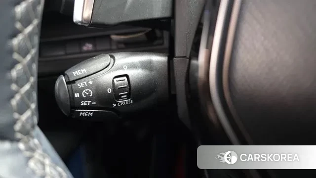 Peugeot 5008 second generation 2018 Серый из Кореи, фото 6