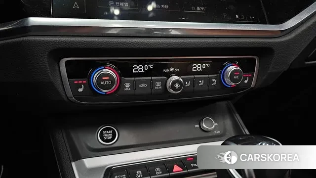 Audi Q3 (F3) 2022 Белый из Кореи, фото 6