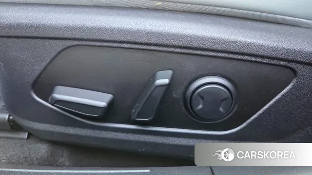 Hyundai The New Avante (CN7) 2023 Серый из Кореи, фото 6