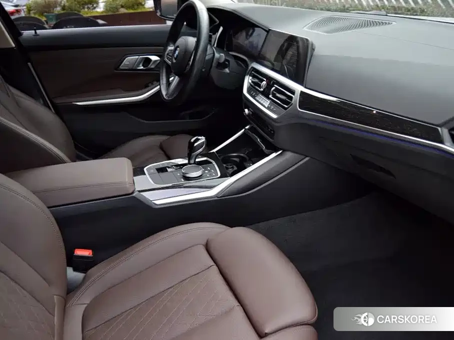 BMW 3 series 2022 Белый из Китая, фото 6