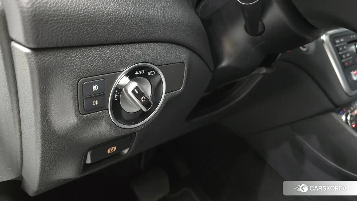 Mercedes-Benz GLA-Class X156 2018 Белый из Кореи, фото 6