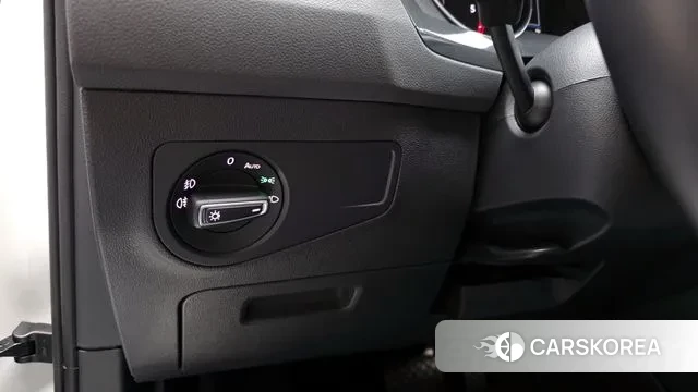 Volkswagen Tiguan second Generation 2020 Белый из Кореи, фото 6