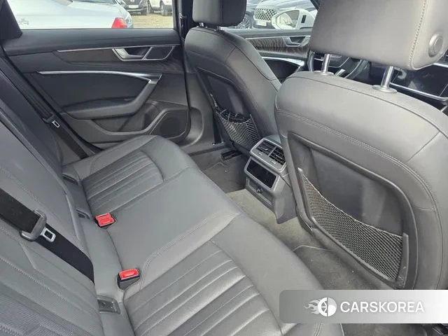 Audi A6 (C8) 2021 Белый из Кореи, фото 6