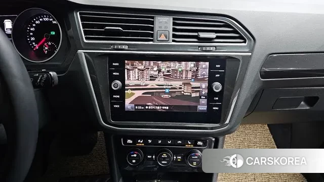 Volkswagen Tiguan second Generation 2020 Серебристо-серый из Кореи, фото 6