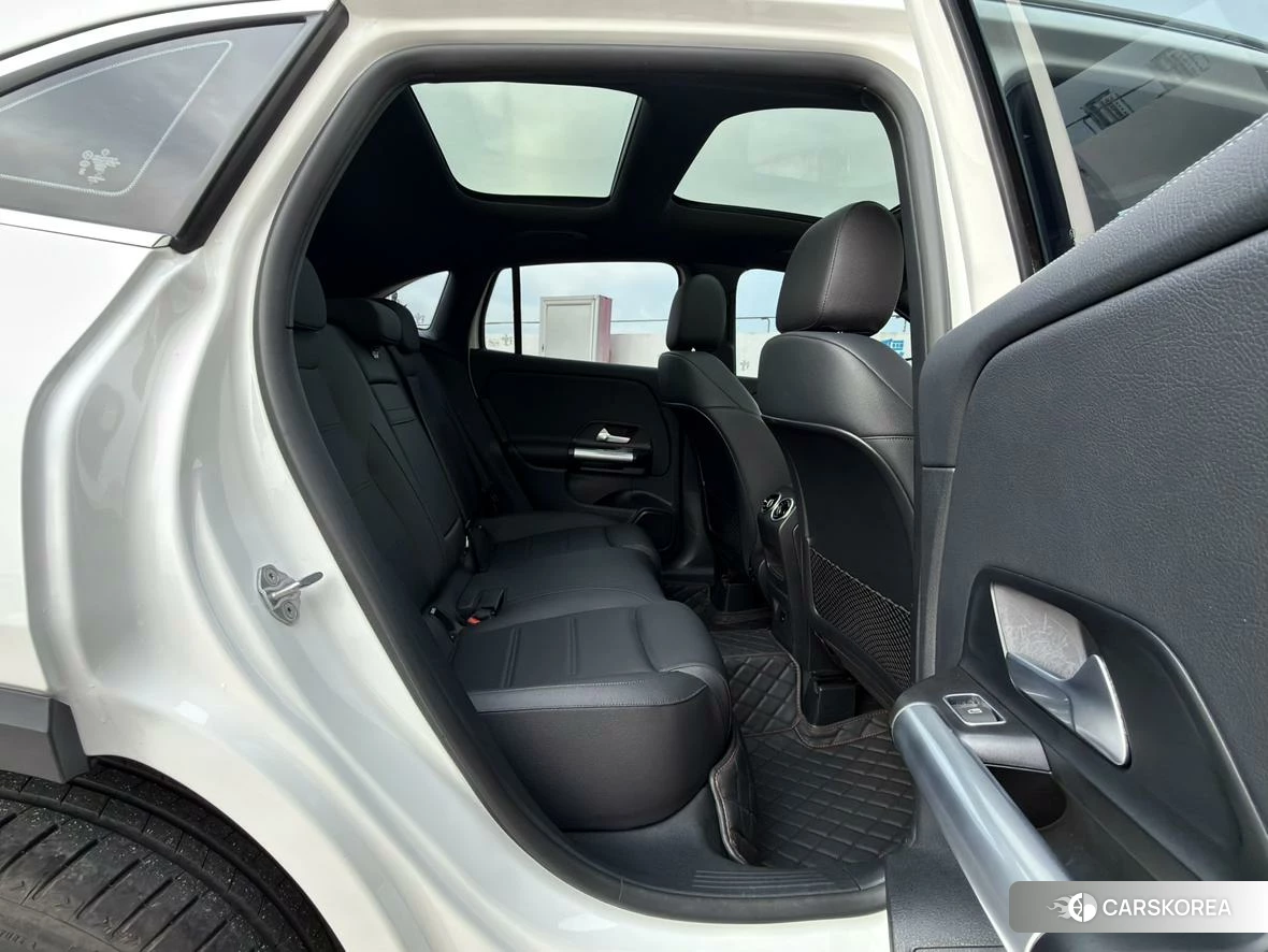 Mercedes-Benz GLA 2022 Белый из Китая, фото 6