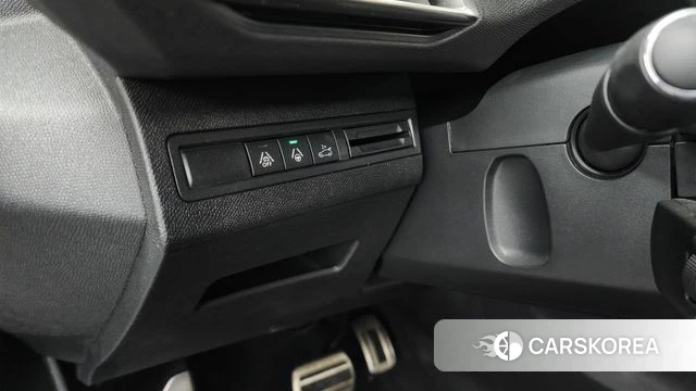 Peugeot 3008 second generation 2024 Белый из Кореи, фото 6