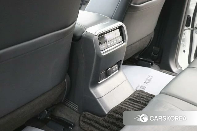 Toyota Prado 2025 Белый из Китая, фото 6