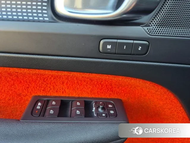 Volvo XC40 2019 Черный из Кореи, фото 6