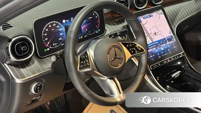 Mercedes-Benz C-Class W206 2024 Песочный из Кореи, фото 6