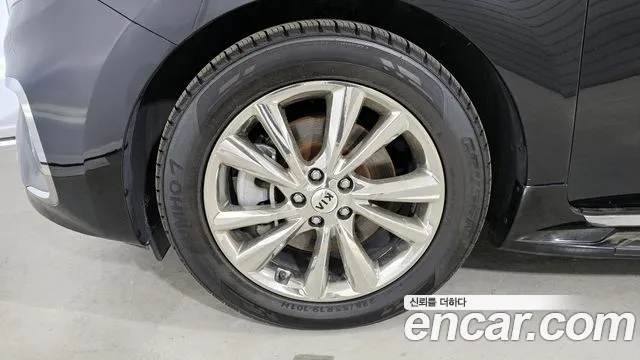 Kia The New Carnival id 2682059 из Кореи 6