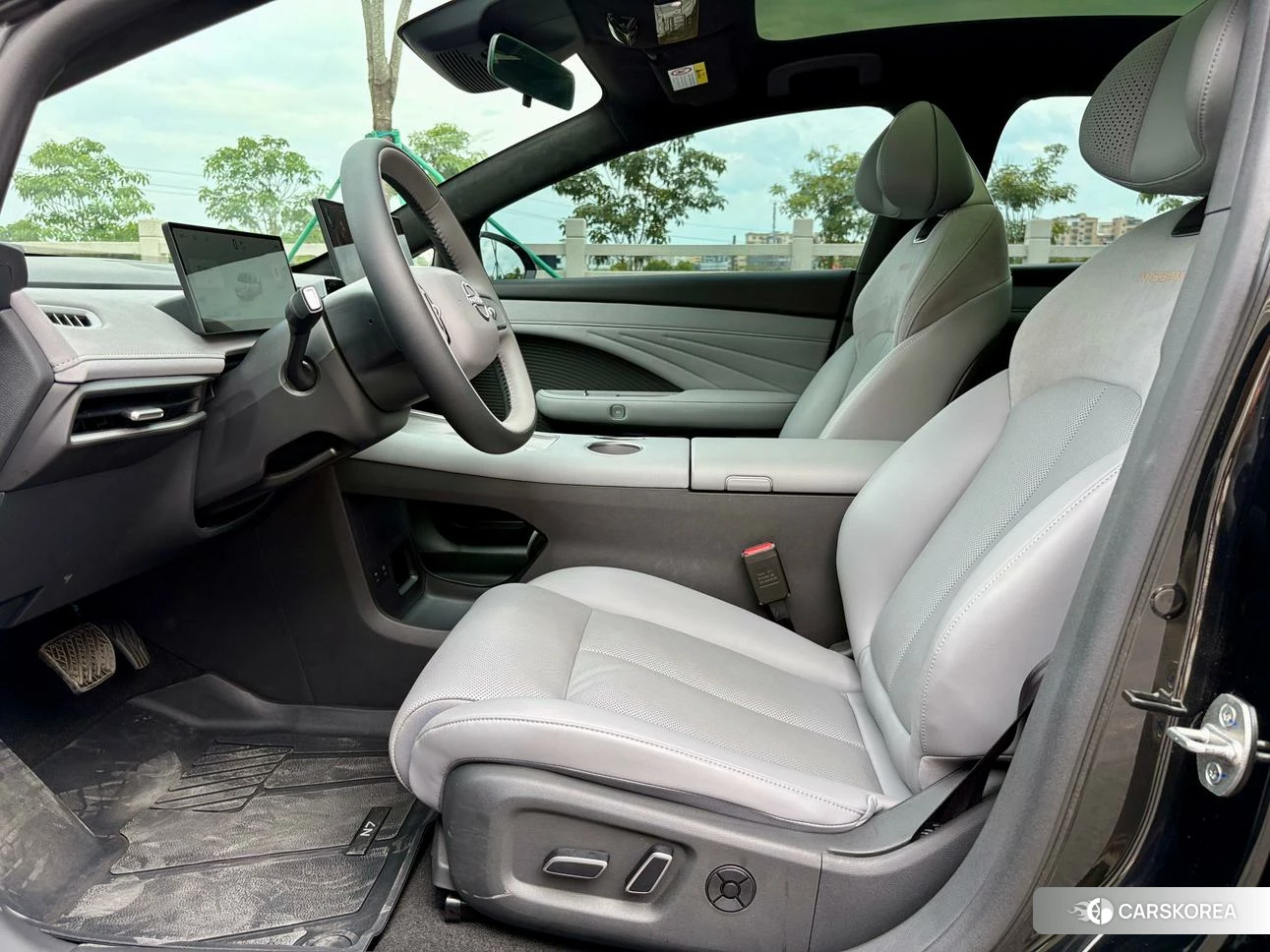 Nissan N7 2025 Черный из Китая, фото 6