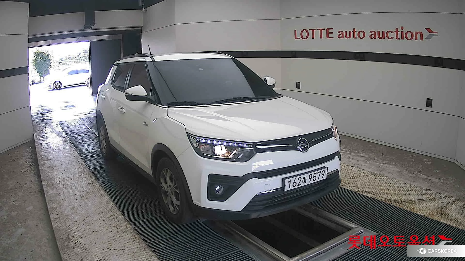 SsangYong Tivoli 2021 Grand White из Кореи, фото 6