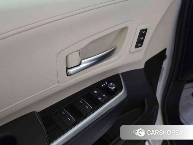 Toyota Sienna 4th Generation 2025 Белый из Кореи, фото 6