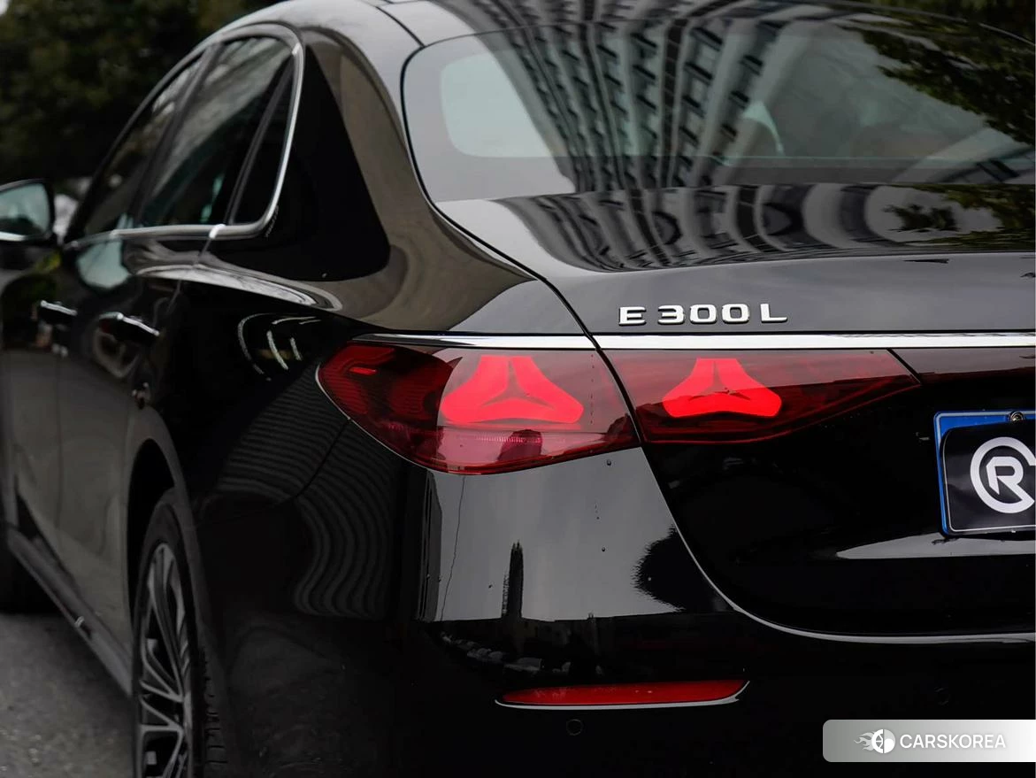Mercedes-Benz E-class 2026 Черный из Китая, фото 6