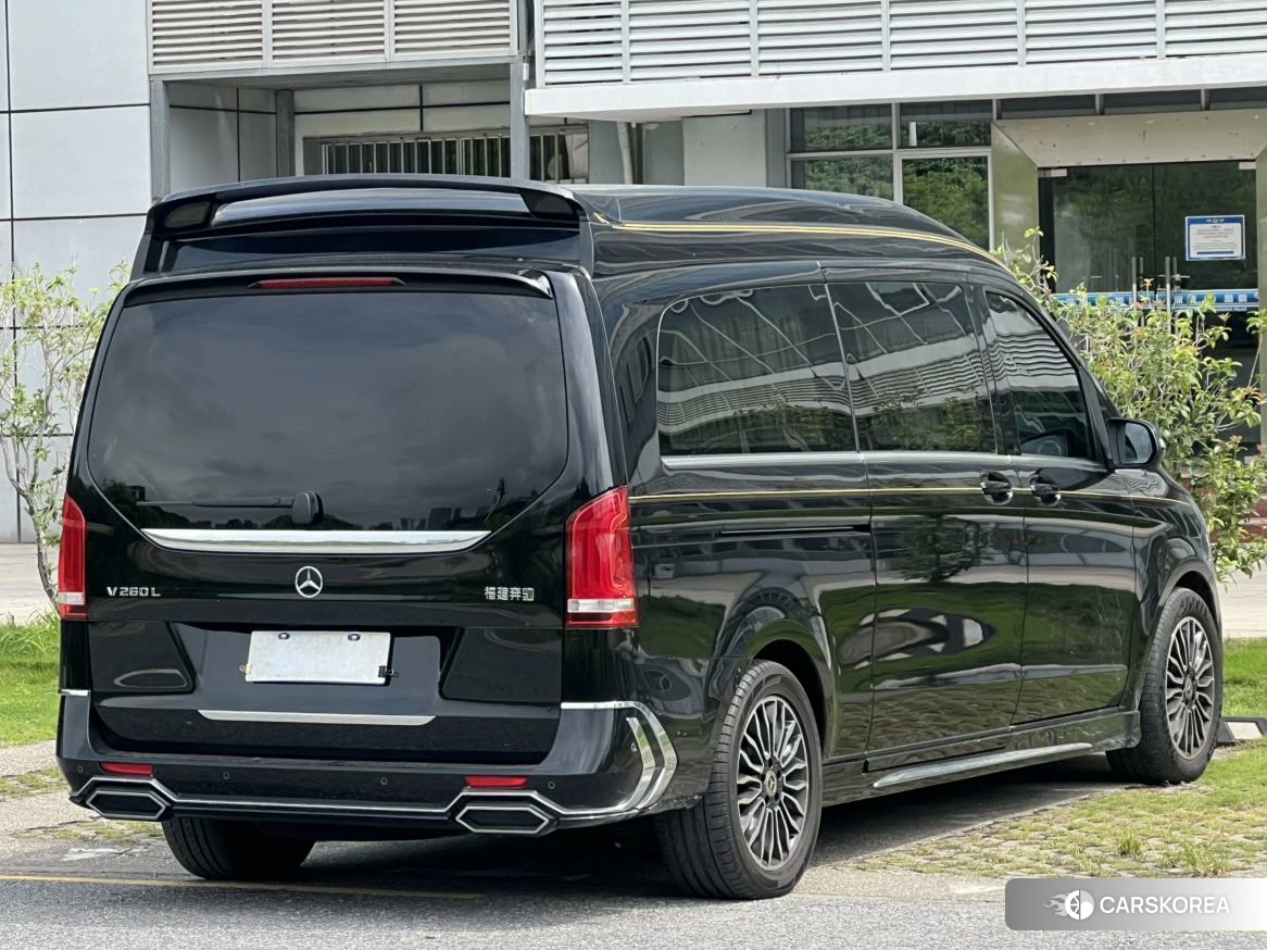 Mercedes-Benz V-Class 2022 Черный из Китая, фото 6