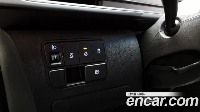 Hyundai Staria 2022 Белый из Кореи, фото 6