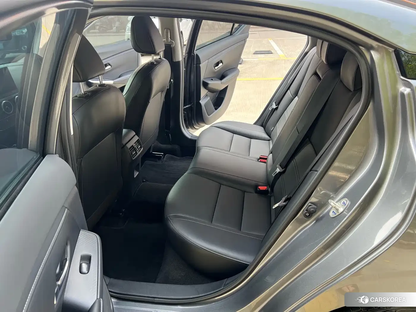 Nissan Sylphy 2024 Silver/gray из Китая, фото 6
