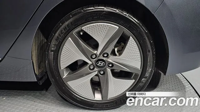 Hyundai The New Ionic Hybrid 2019 Серый из Кореи, фото 6