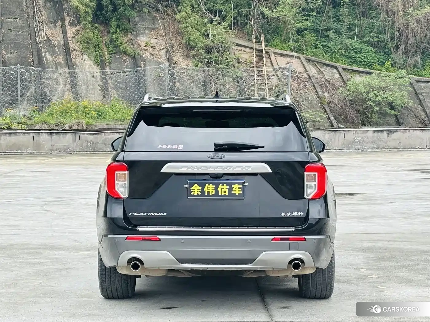 Ford Explorer 2021 Черный из Китая, фото 6