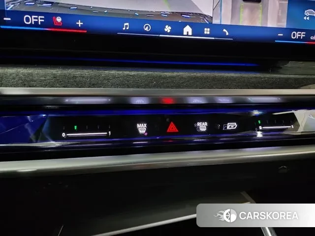 BMW 7 Series (G70) 2022 Черный из Кореи, фото 6