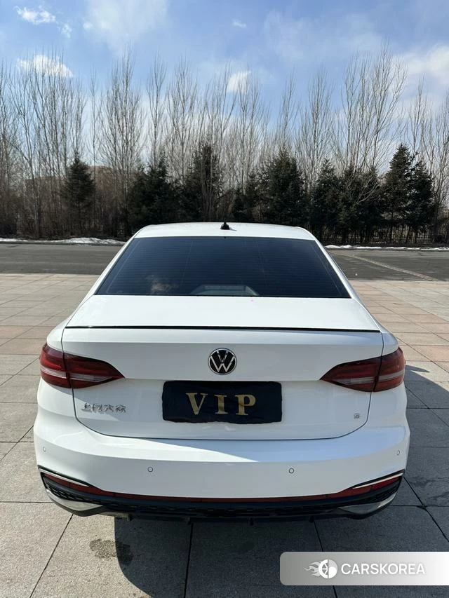 Volkswagen Lavida 2023 Белый из Китая, фото 6