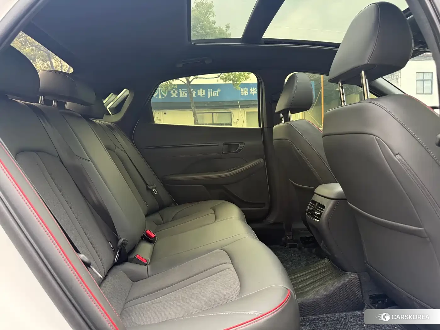 Hyundai Sonata 2024 Белый из Китая, фото 6