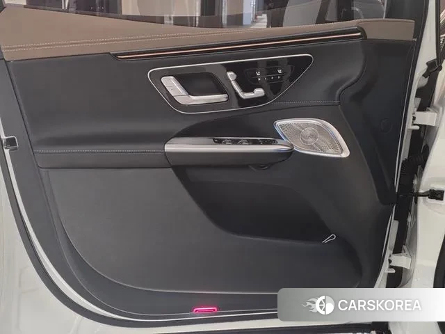 Mercedes-Benz EQE SUV X294 2024 Белый из Кореи, фото 6