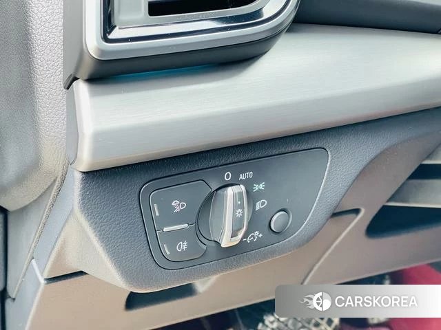 Audi Q5L 2024 Черный из Китая, фото 6