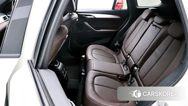 BMW X1 (F48) 2021 Белый из Кореи, фото 6